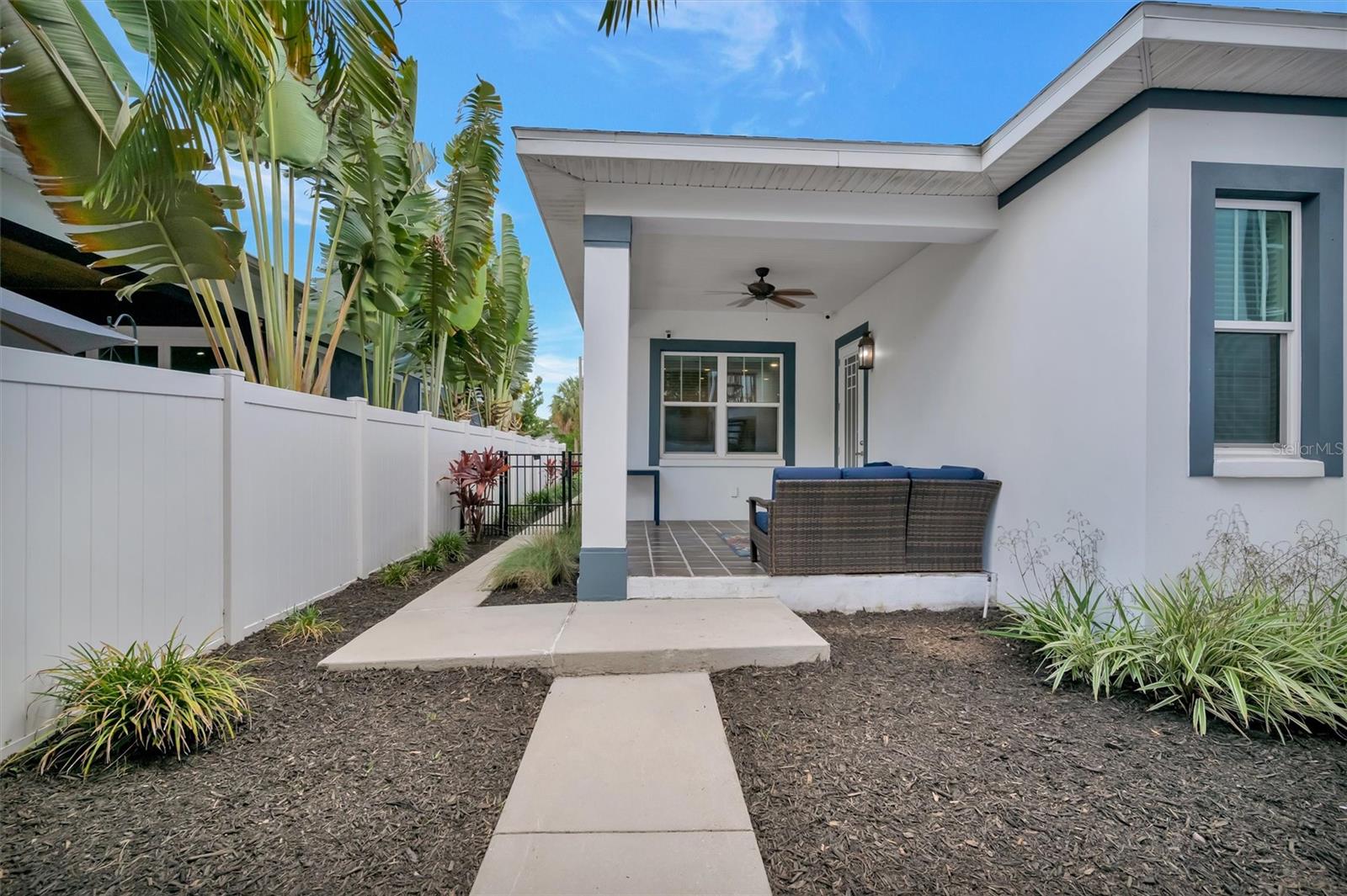 COLONIAL PLACE REV - Residential