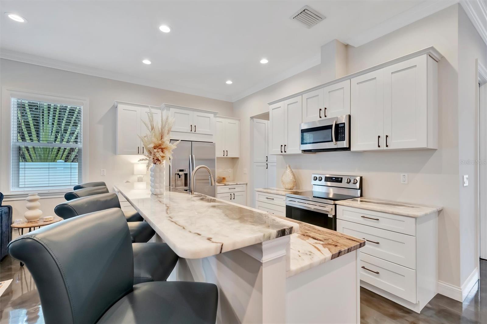 COLONIAL PLACE REV - Residential