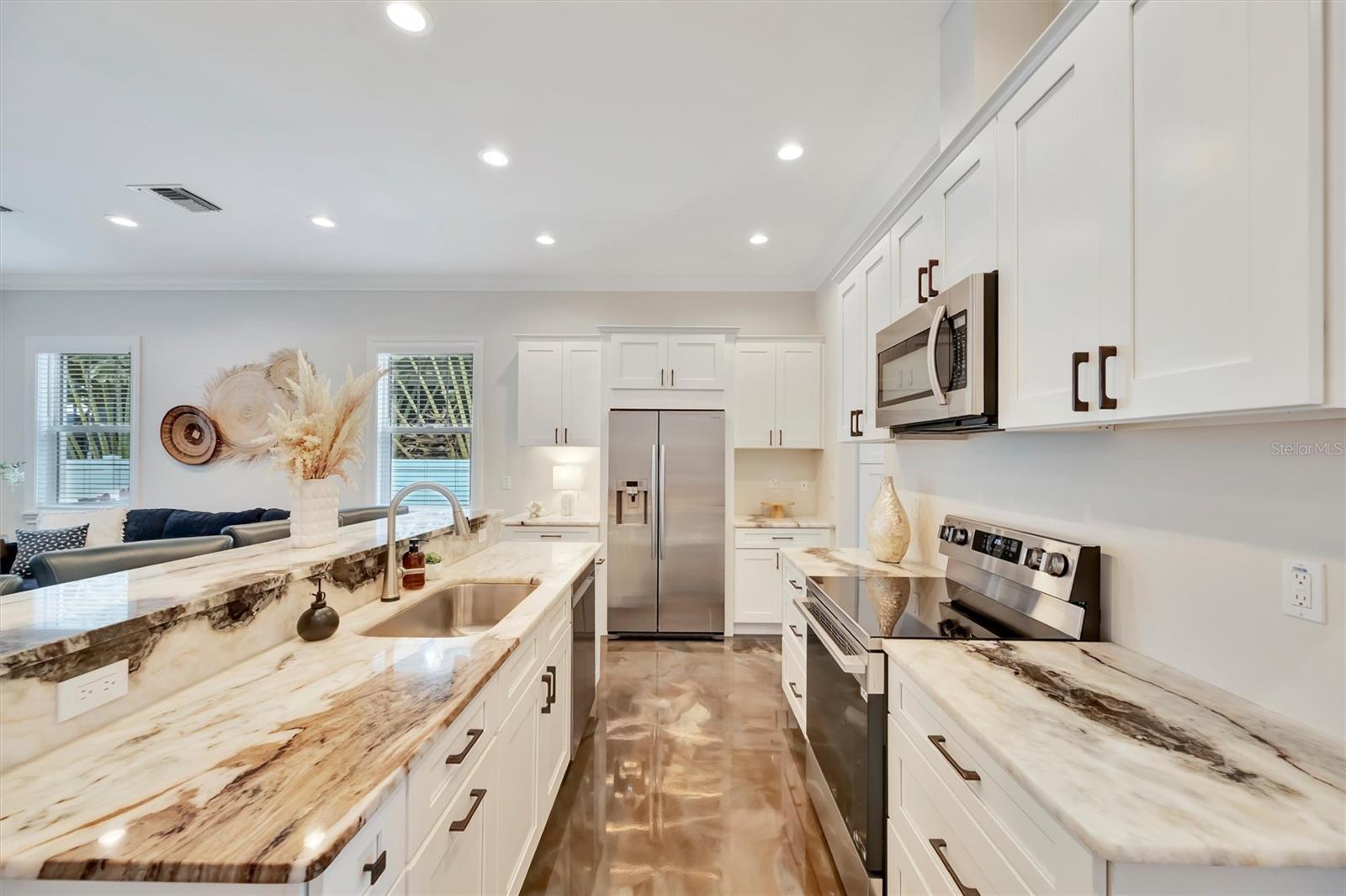 COLONIAL PLACE REV - Residential