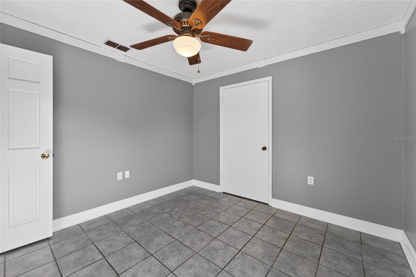 PINESTHE - Residential