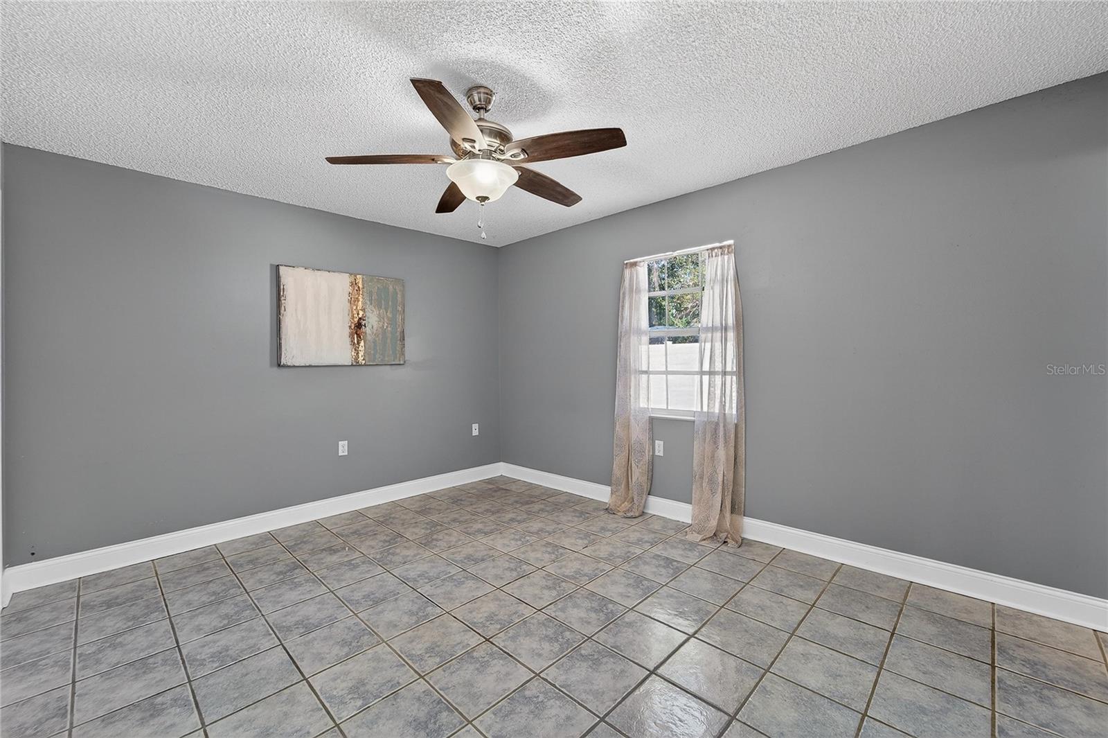 PINESTHE - Residential