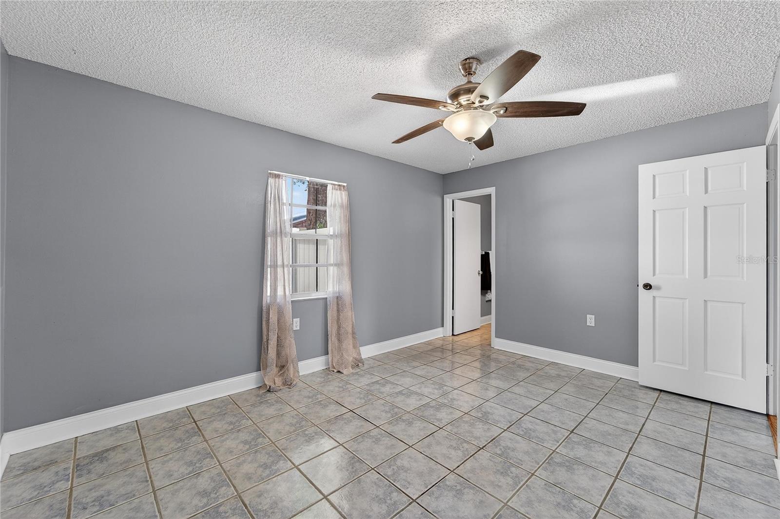 PINESTHE - Residential