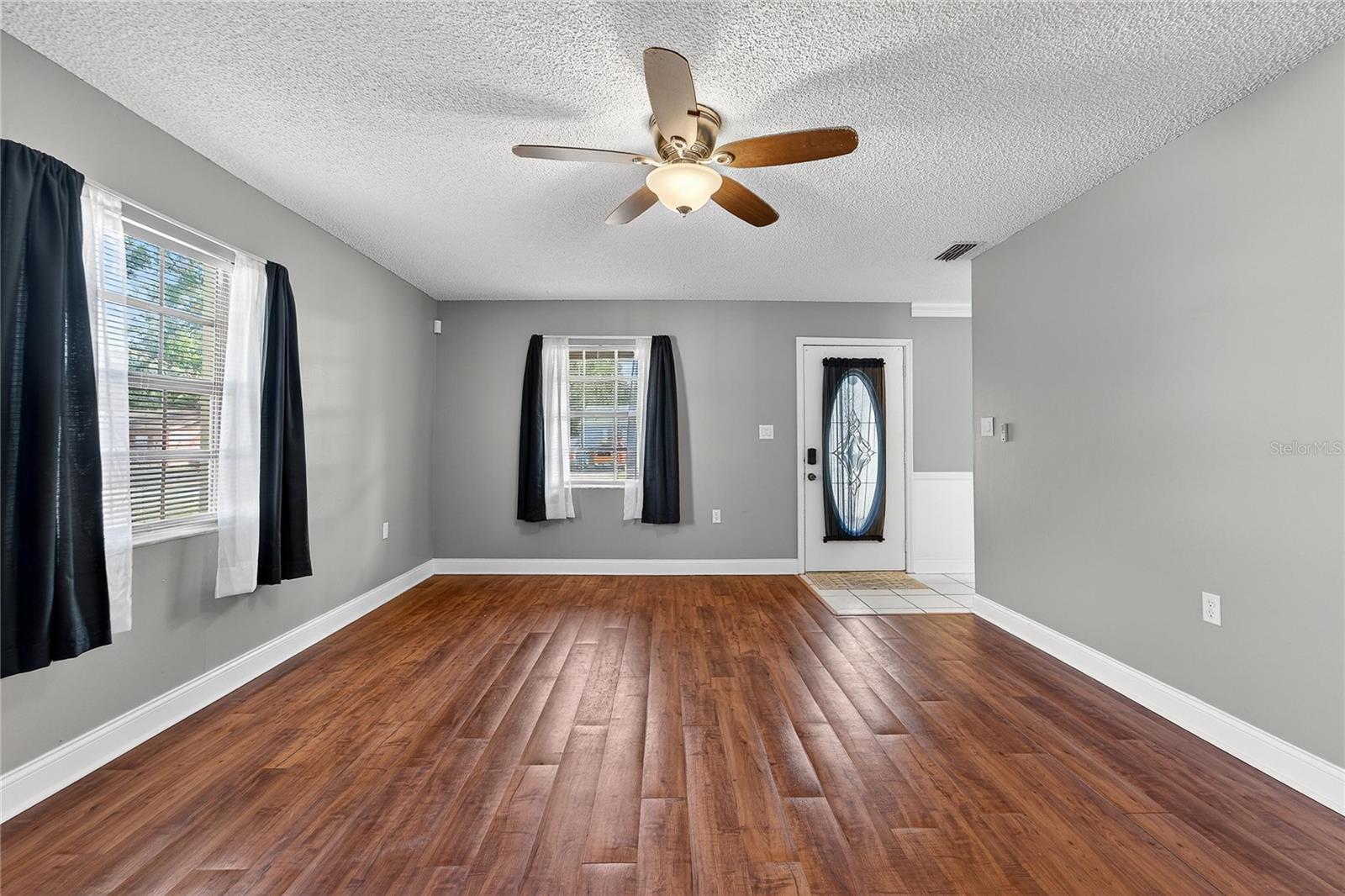 PINESTHE - Residential