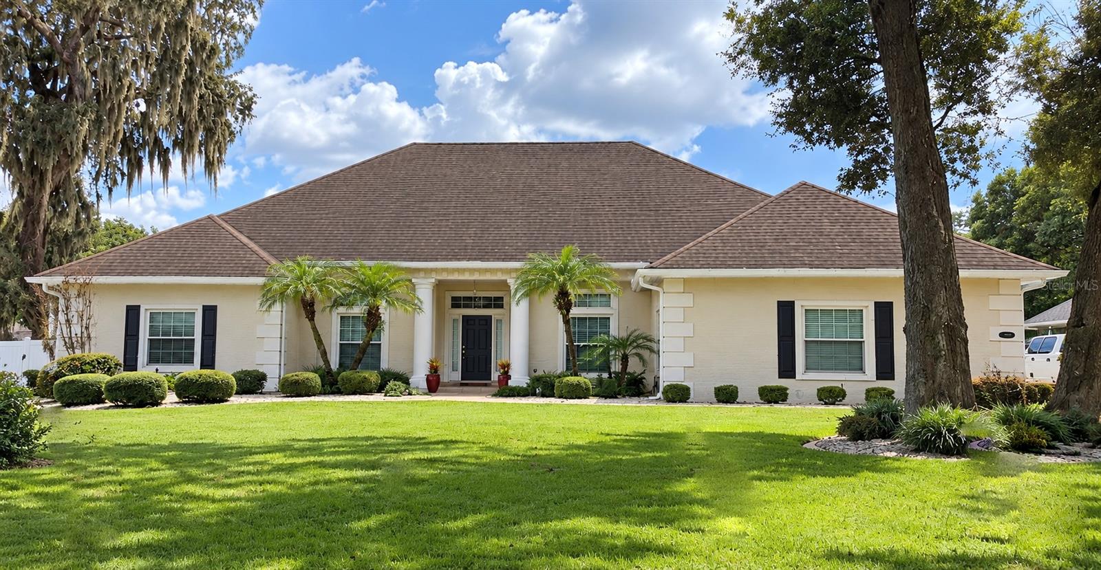 34224 WOODRIDGE LANE