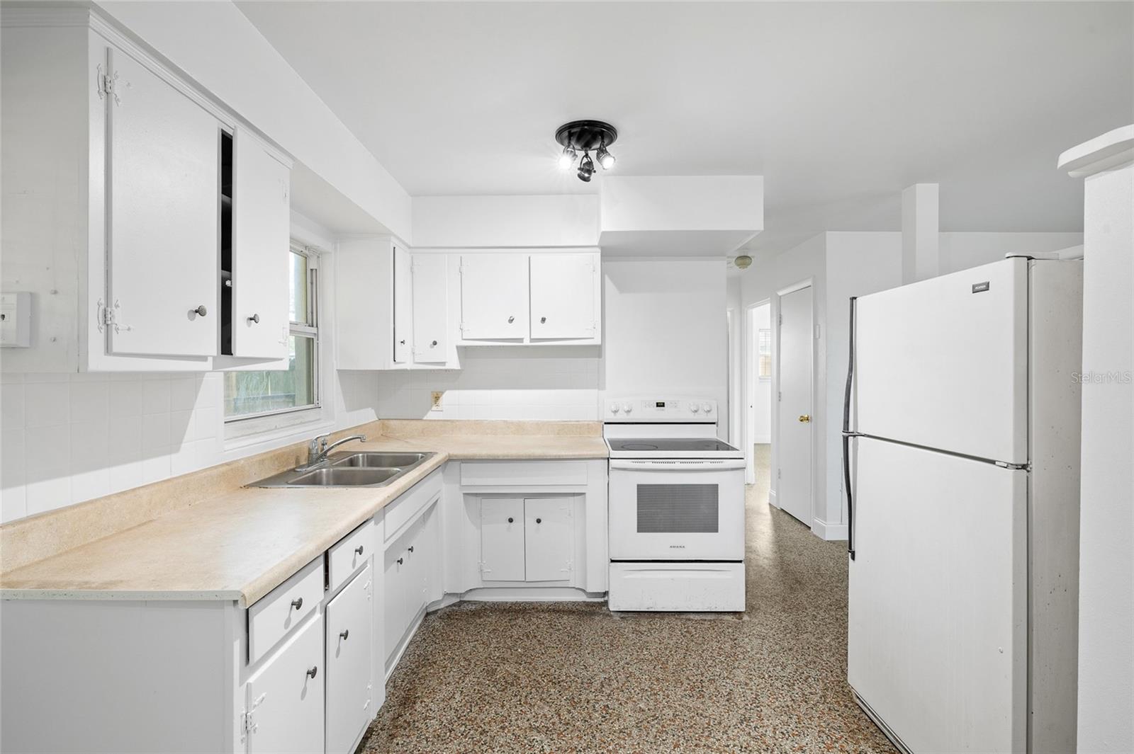 PINE ACRES REP - Residential