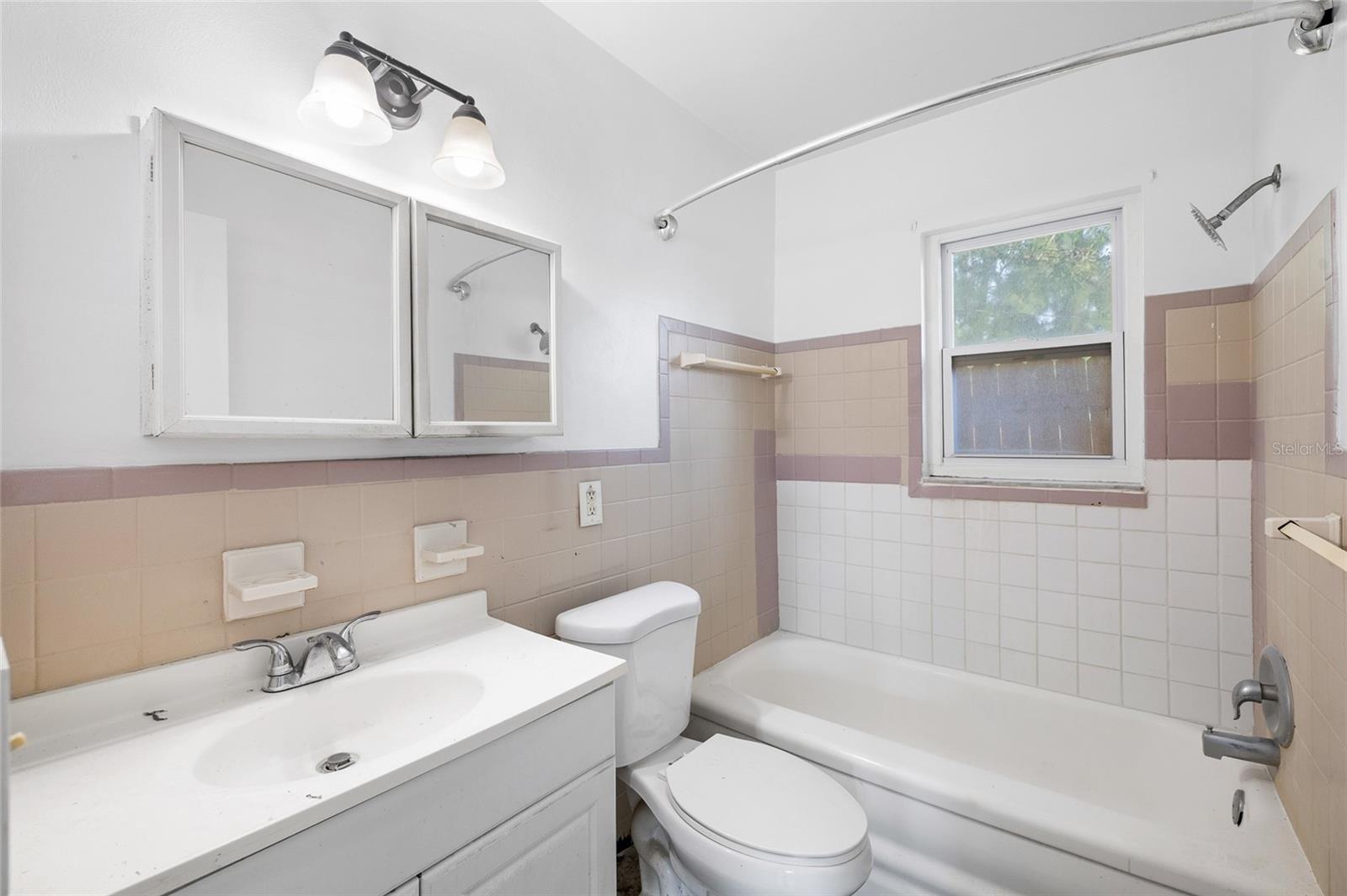 PINE ACRES REP - Residential