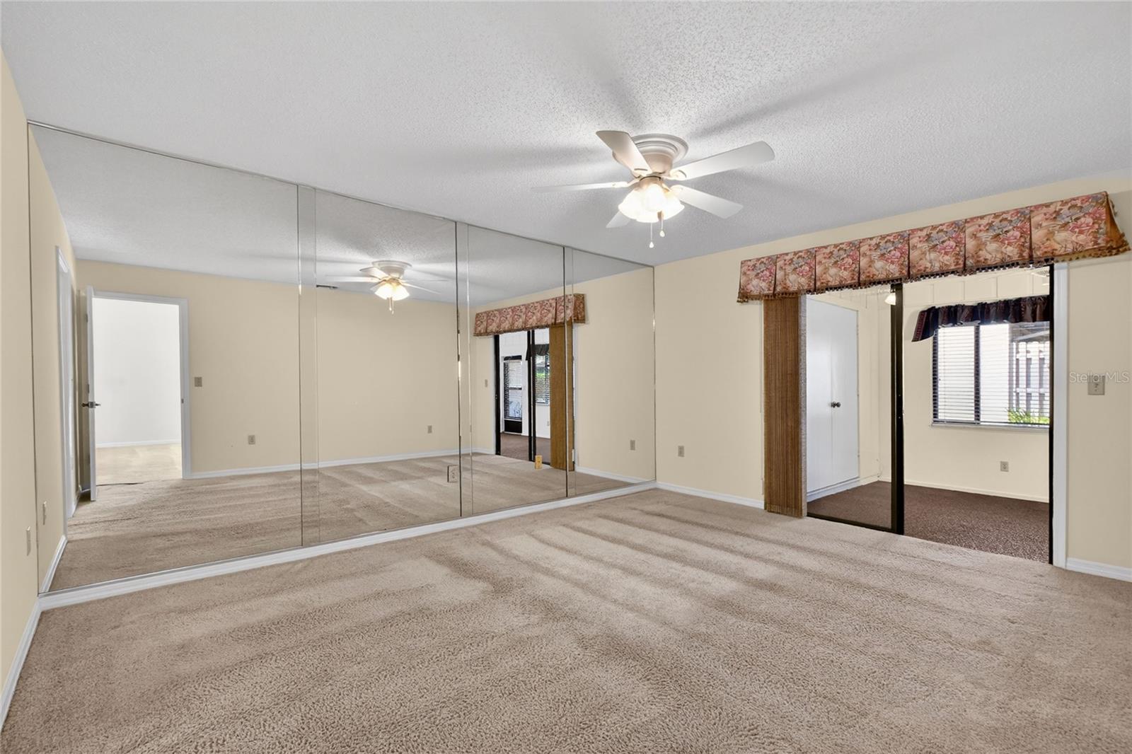 KIMBERLEA CONDO 05 - Residential