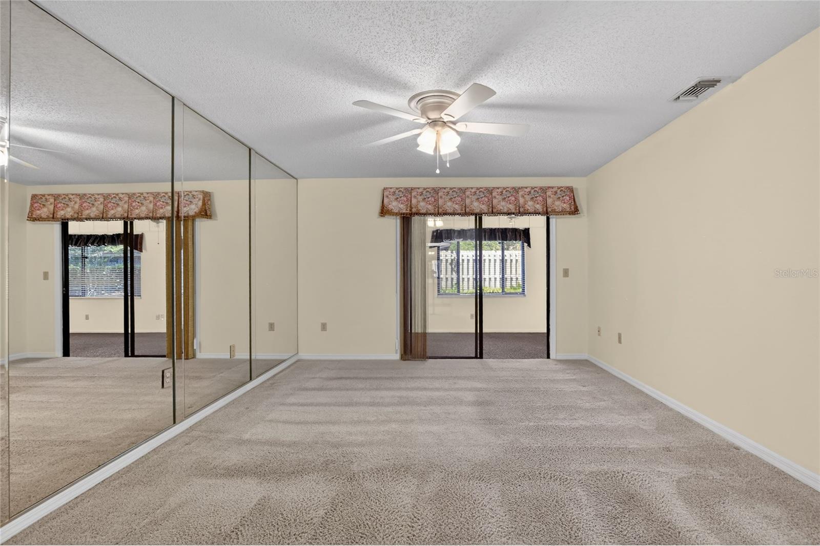 KIMBERLEA CONDO 05 - Residential