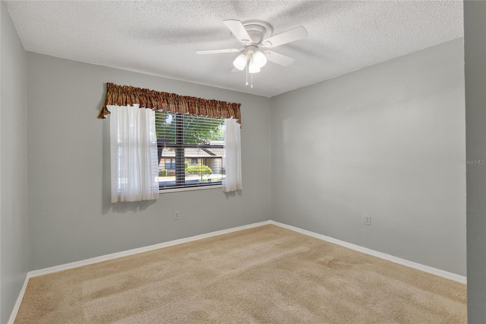 KIMBERLEA CONDO 05 - Residential