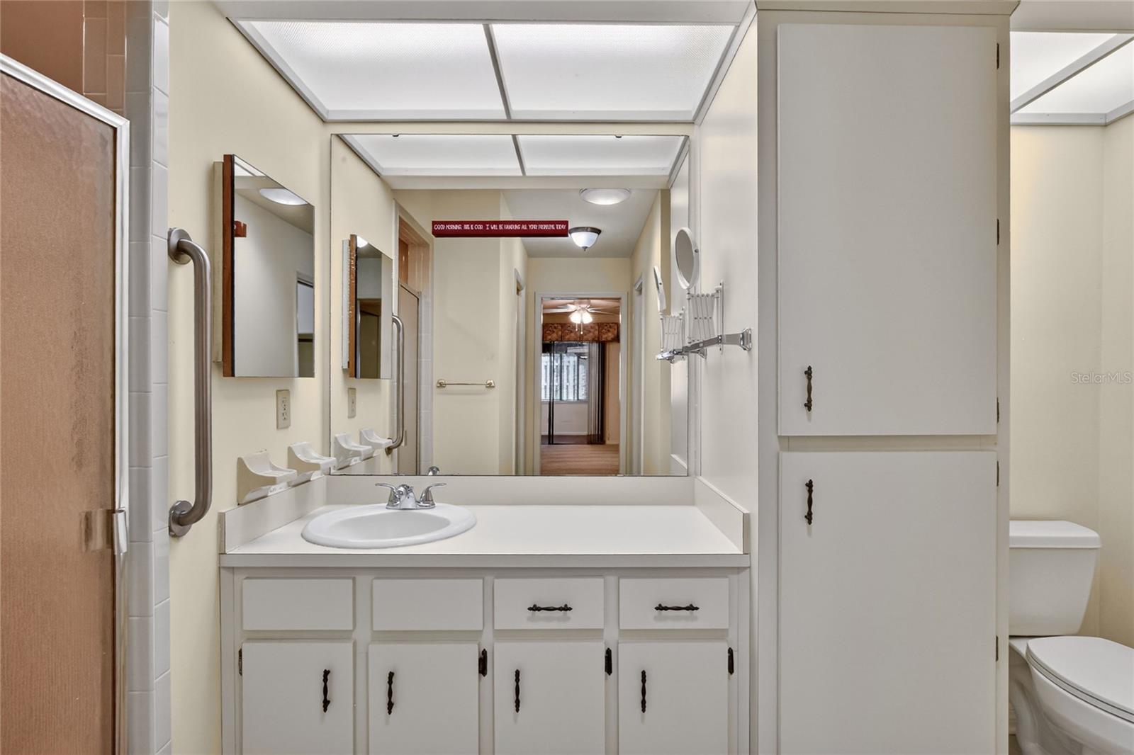 KIMBERLEA CONDO 05 - Residential