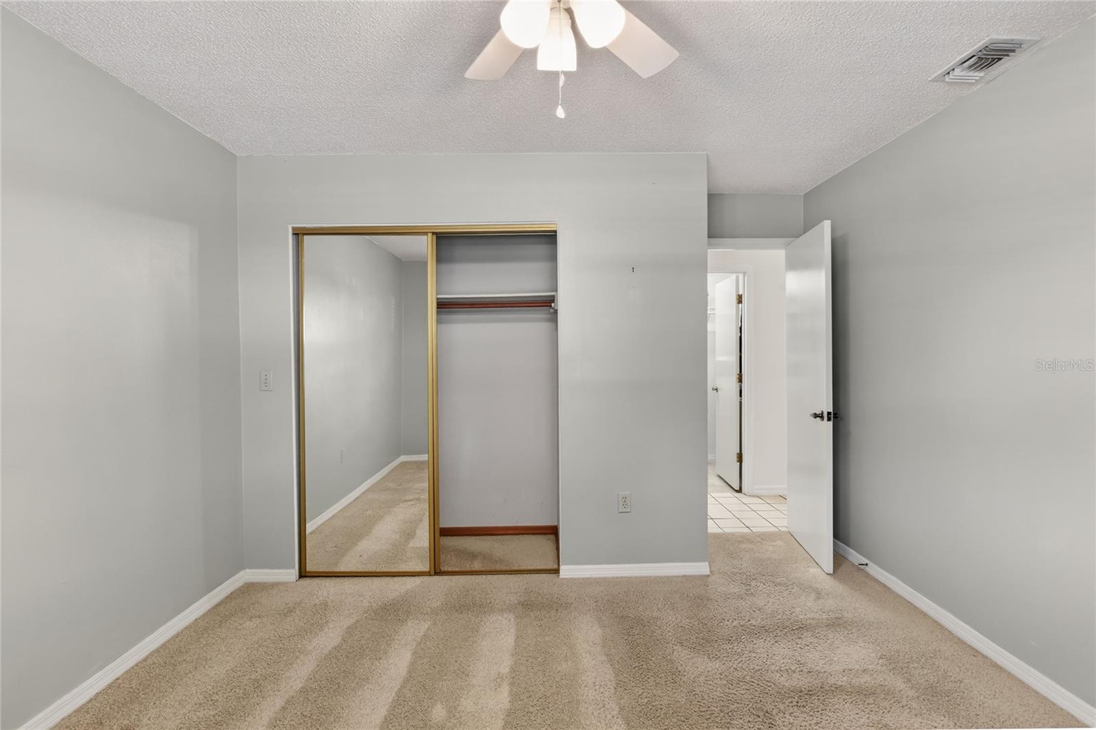 KIMBERLEA CONDO 05 - Residential