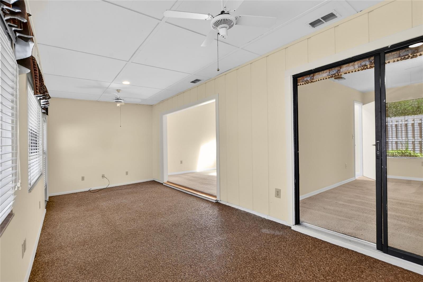 KIMBERLEA CONDO 05 - Residential