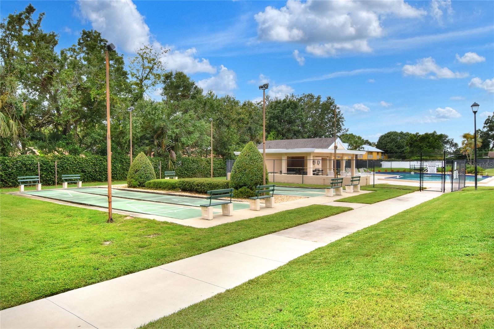 KIMBERLEA CONDO 05 - Residential