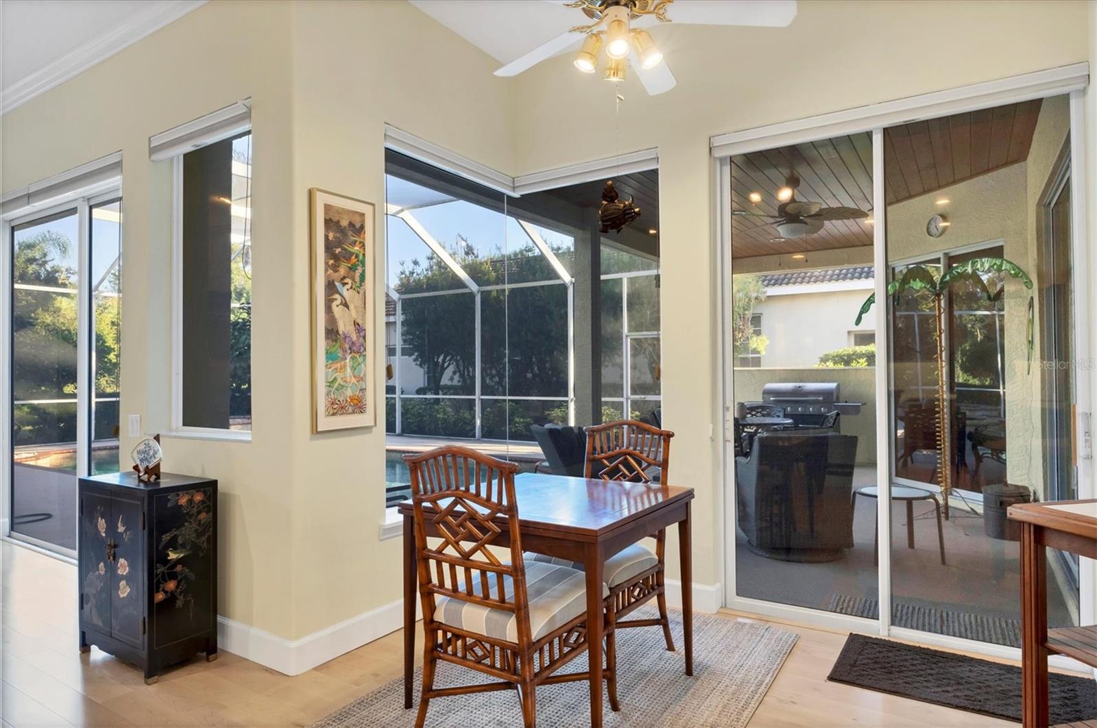 UNIVERSITY PARK - Residential