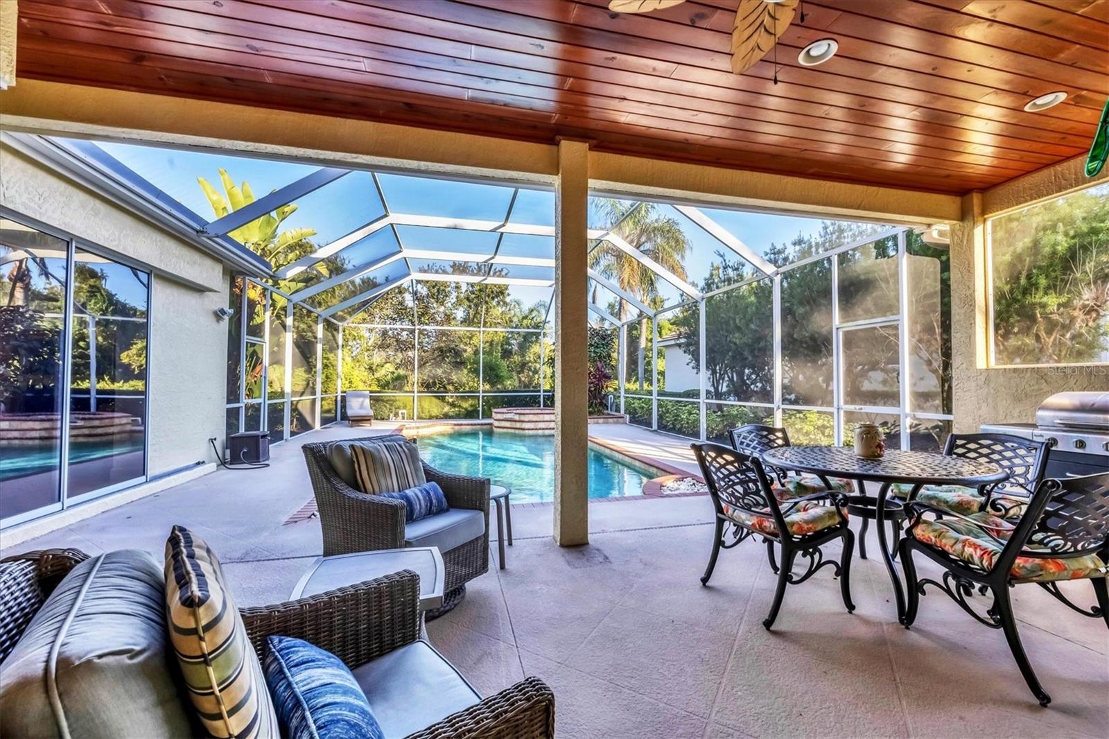 UNIVERSITY PARK - Residential