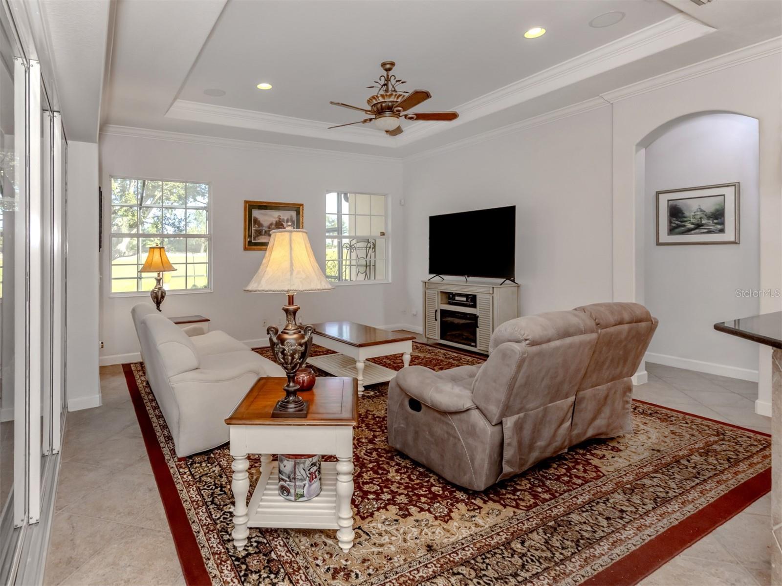 VENETIAN GOLF & RIV CLUB PH 03H - Residential