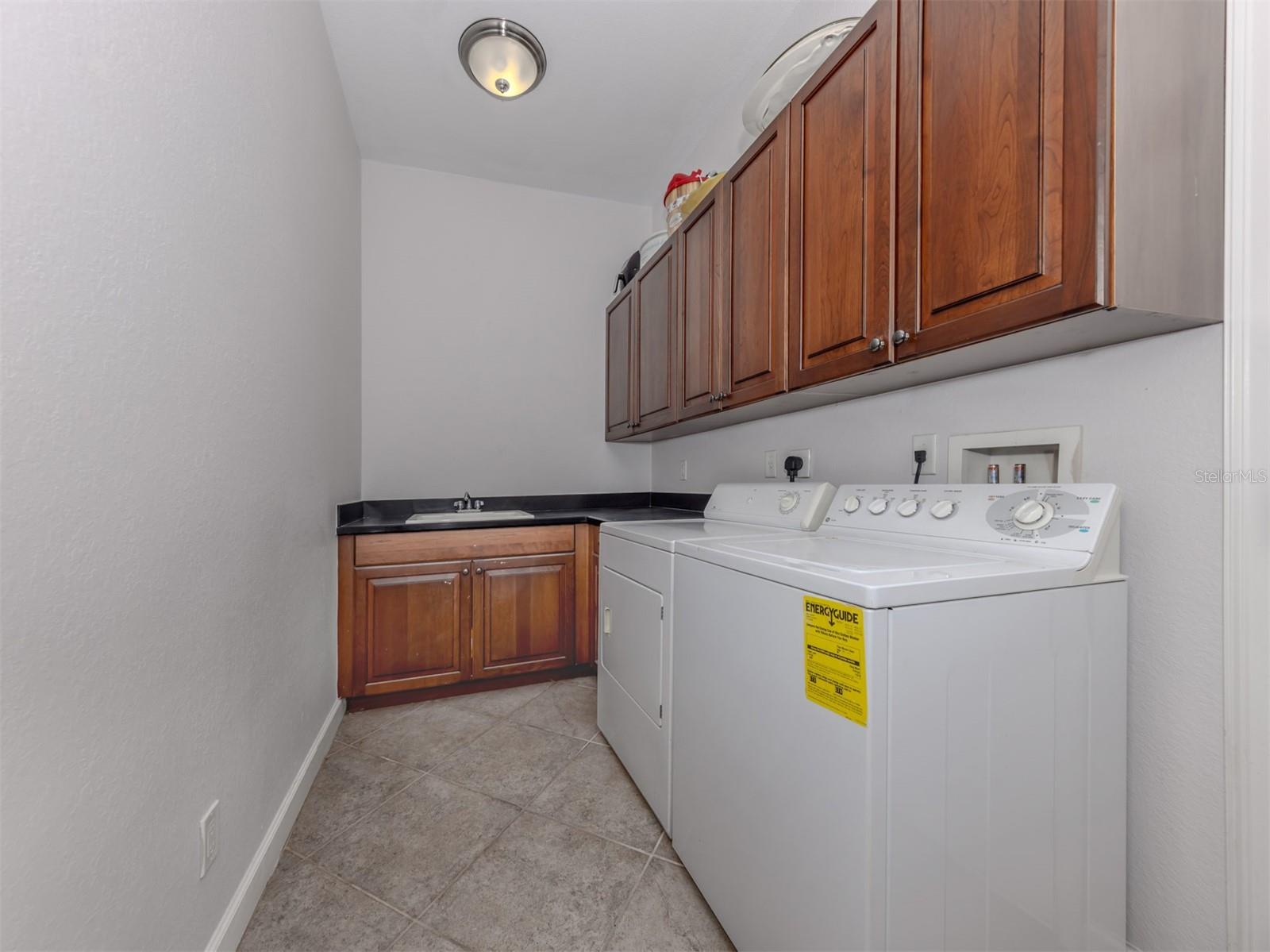 VENETIAN GOLF & RIV CLUB PH 03H - Residential