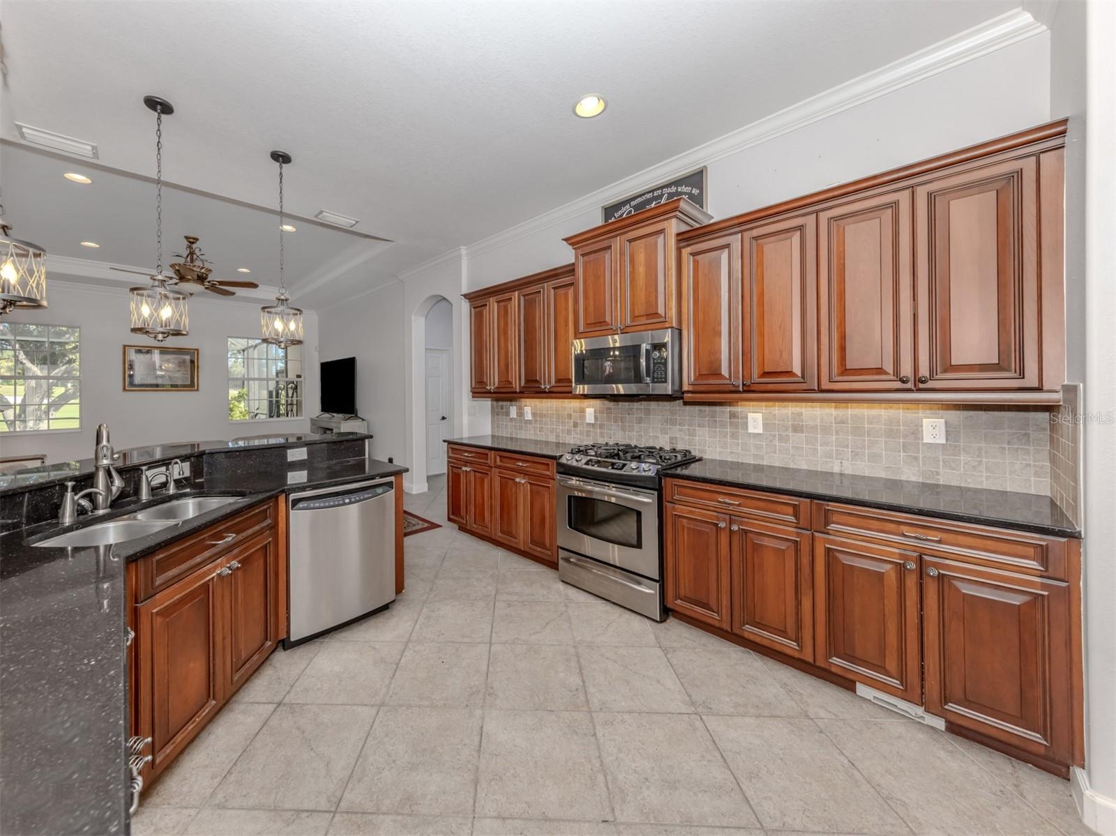 VENETIAN GOLF & RIV CLUB PH 03H - Residential