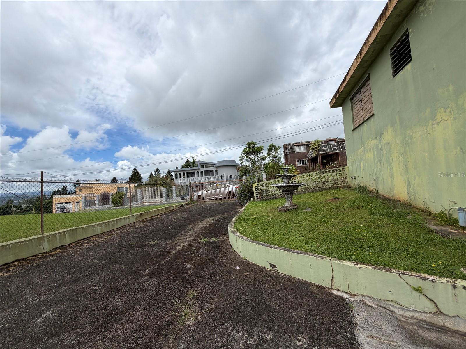 #21 PLATINO ST VILLAS DE ORO DEV.