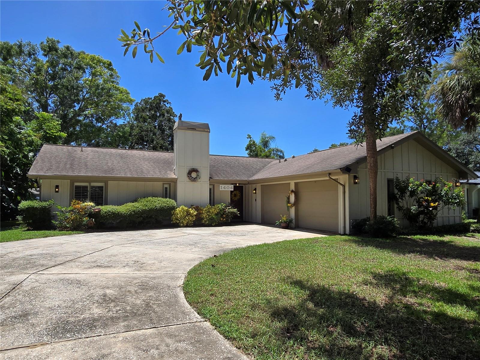 ORIGINAL OWNER/FAMILY!! Family had the home built from the ground up! Extremely well maintained family home. Interior has been updated throughout. 3bd, 2bath, 2car garage with a huge custom built lanai/outdoor kitchen entertaining area. LVP throughout entire home. Plantation Shutters on all windows, including slider. Roof 2007, A/C 2016, Water Heater 2023. Not far to beaches, schools, shopping, hospital, historic downtown Tarpon and the Sponge Docks. Don't miss out on the opportunity to call Tarpon Springs and this well loved property HOME.