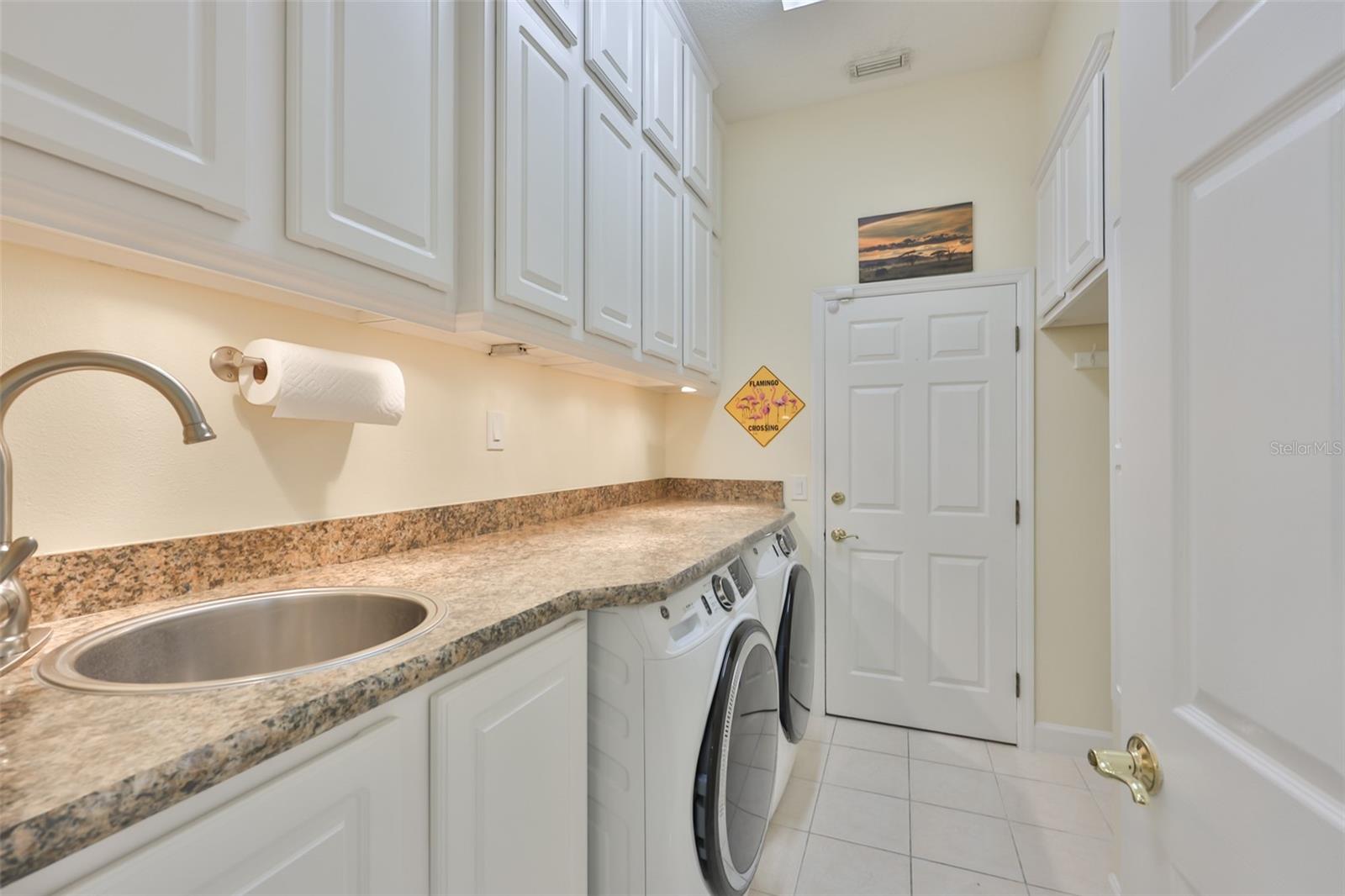 HUNTERS CREEK TR 130 PH 01 - Residential