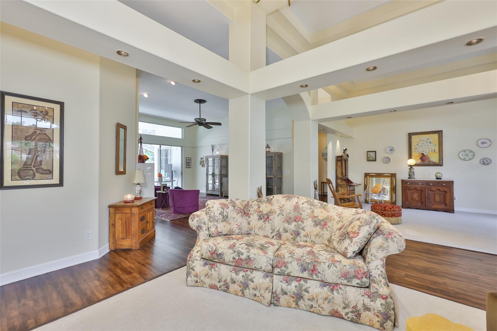 HUNTERS CREEK TR 130 PH 01 - Residential