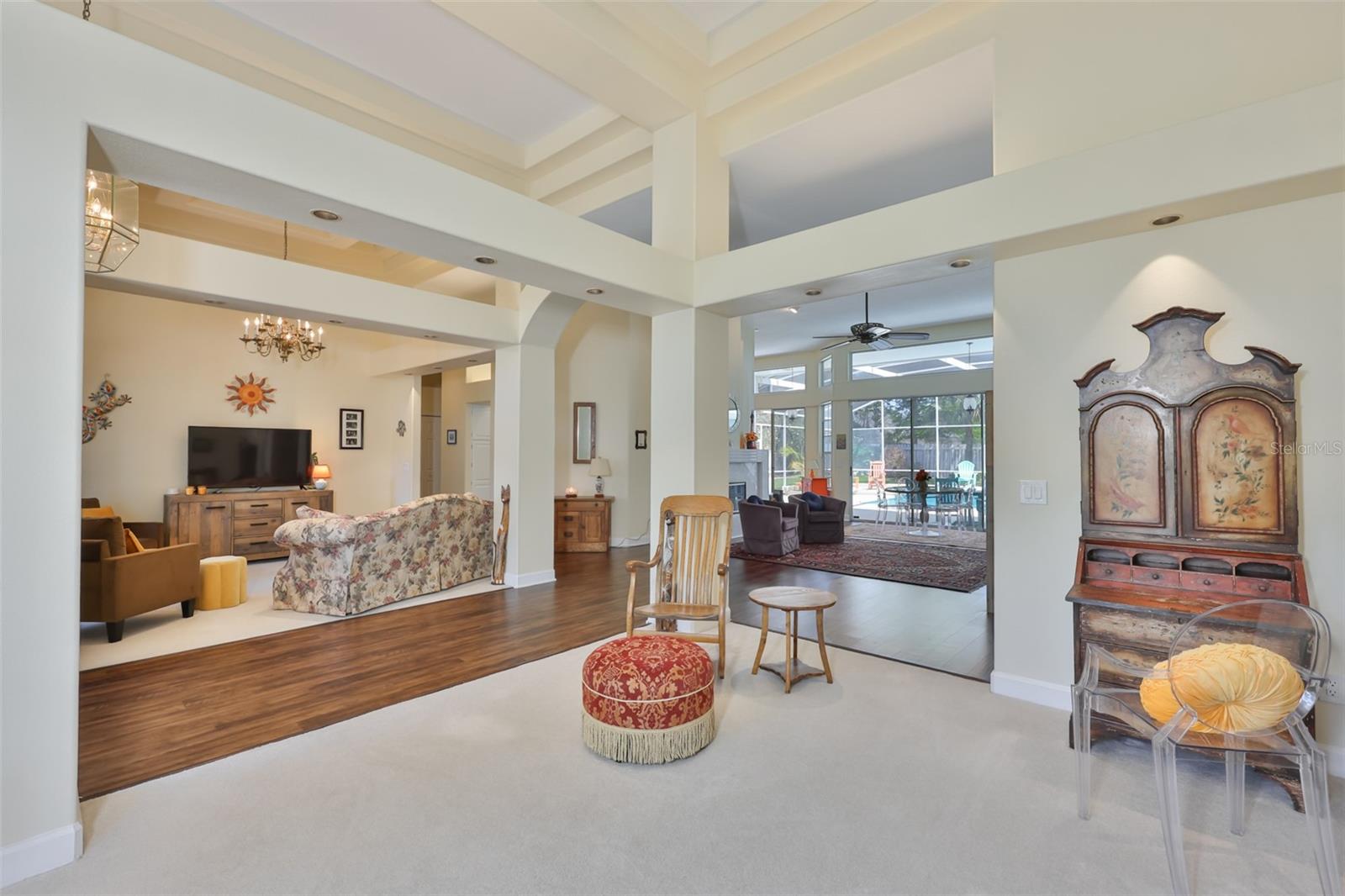 HUNTERS CREEK TR 130 PH 01 - Residential
