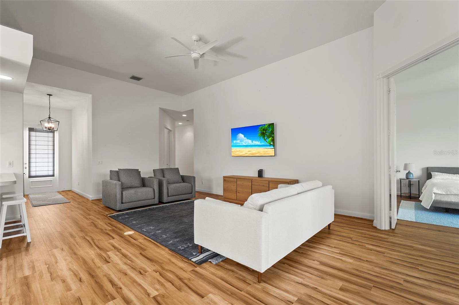 VILLAGEWALK - Residential