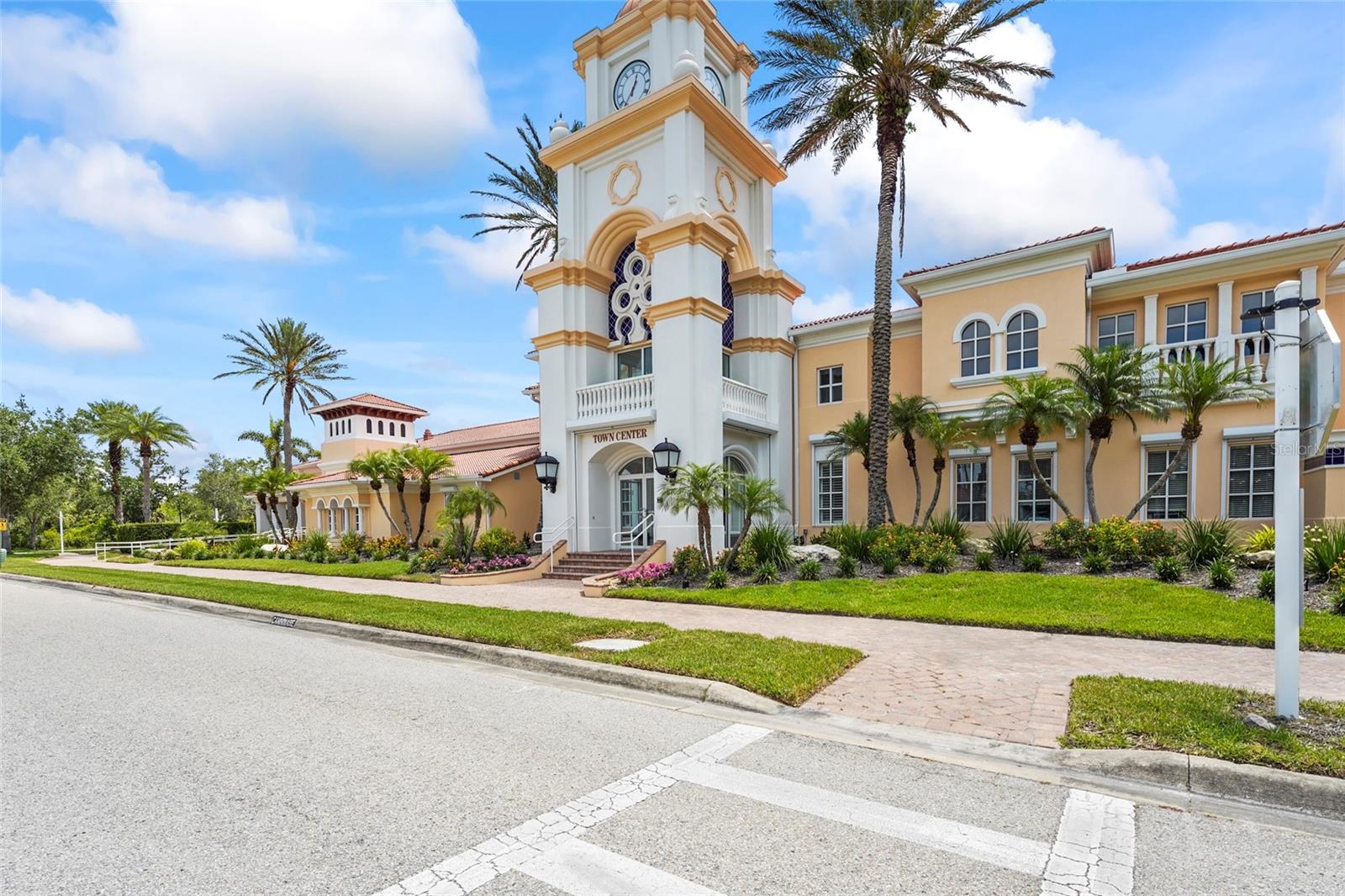 VILLAGEWALK - Residential