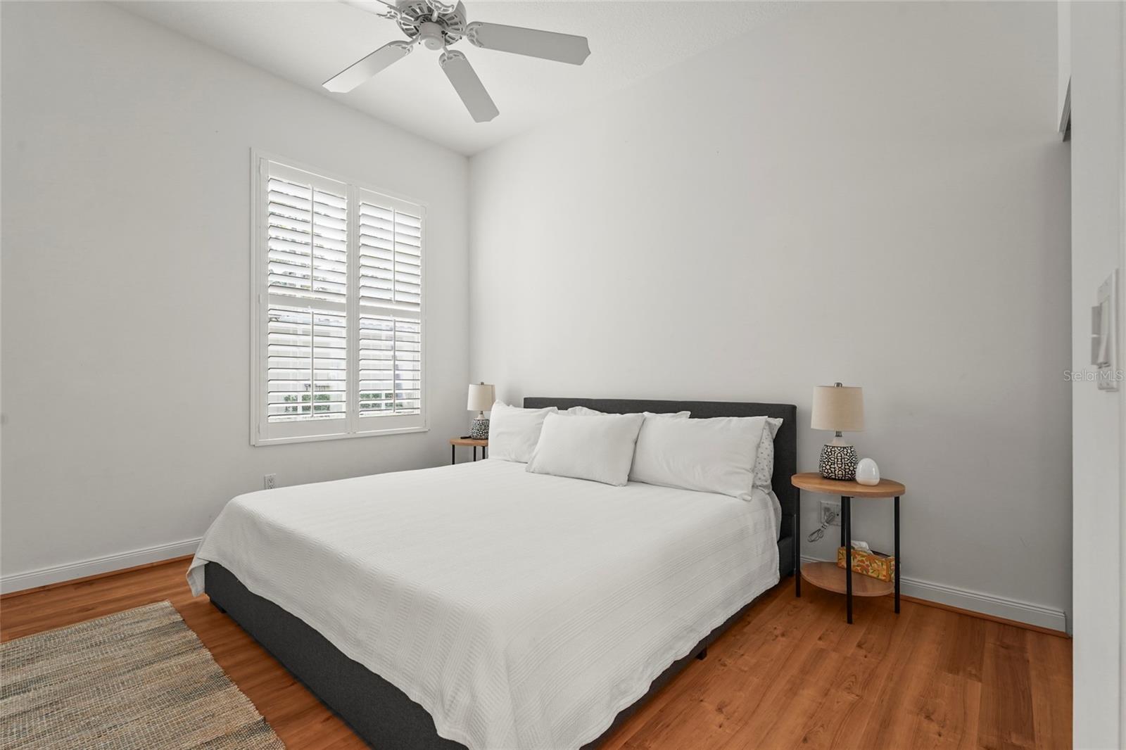 VILLAGEWALK - Residential