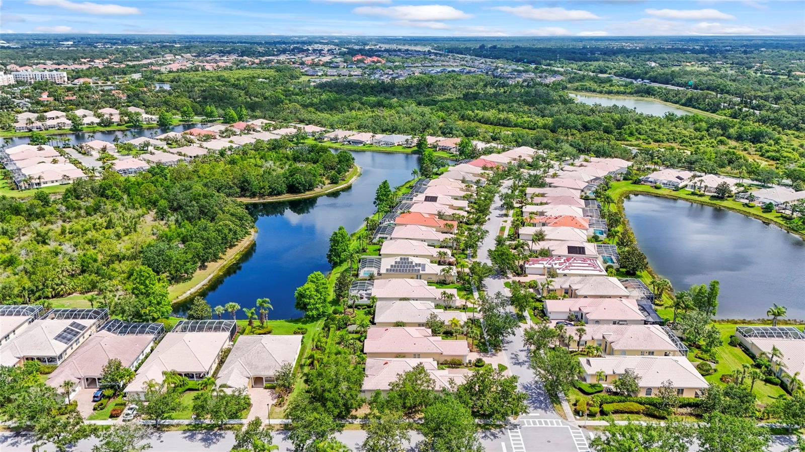 VILLAGEWALK - Residential