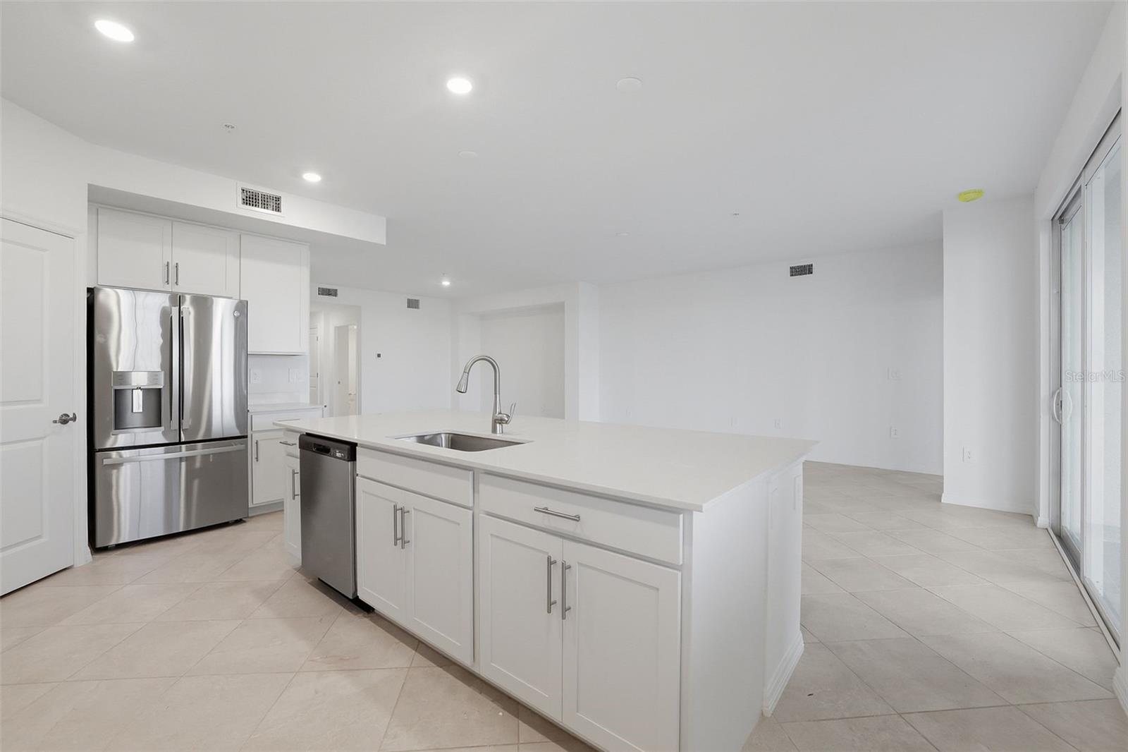 CALUSA COUNTRY CLUB - Residential