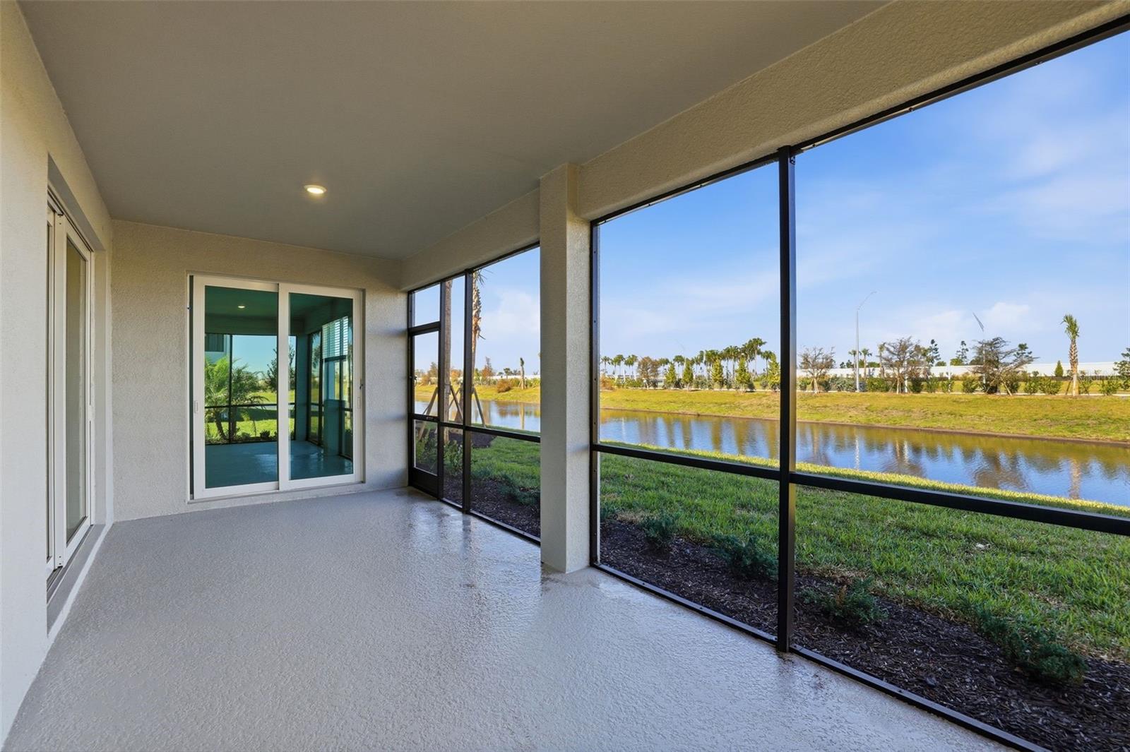 CALUSA COUNTRY CLUB - Residential