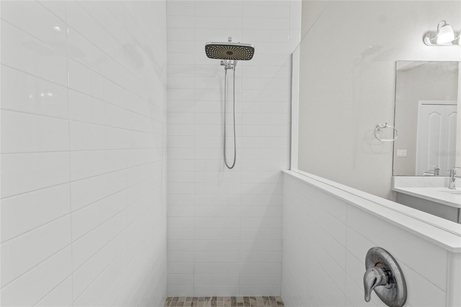 VICENZA PH 1 - Residential