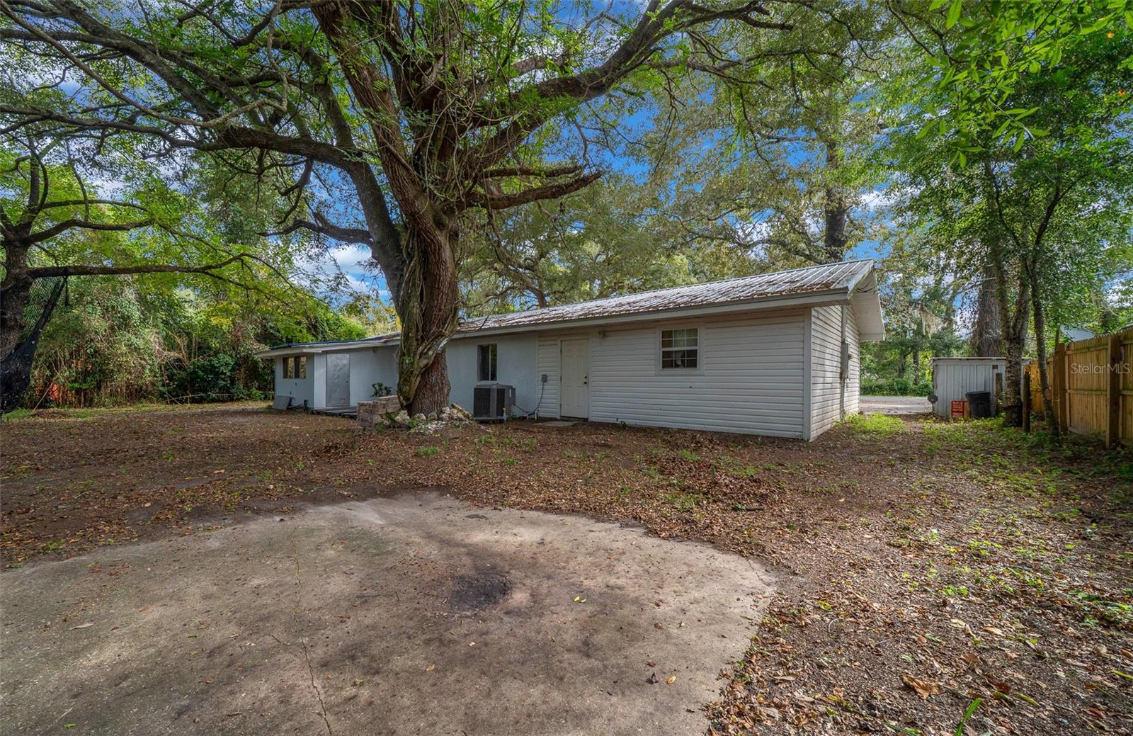 SUWANNEE RIVER SPGS 02 - Residential
