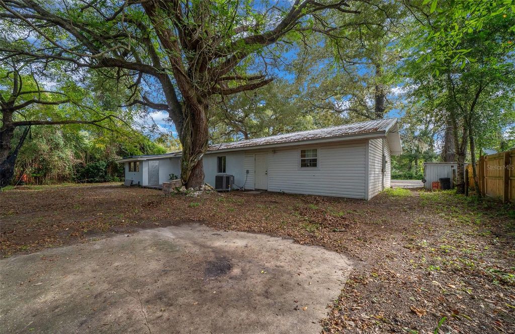 Photo of 11350 NW 108th Terrace, Chiefland, FL 32626 (MLS # OM711075)