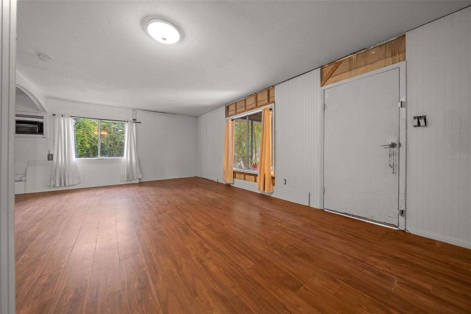 SUWANNEE RIVER SPGS 02 - Residential