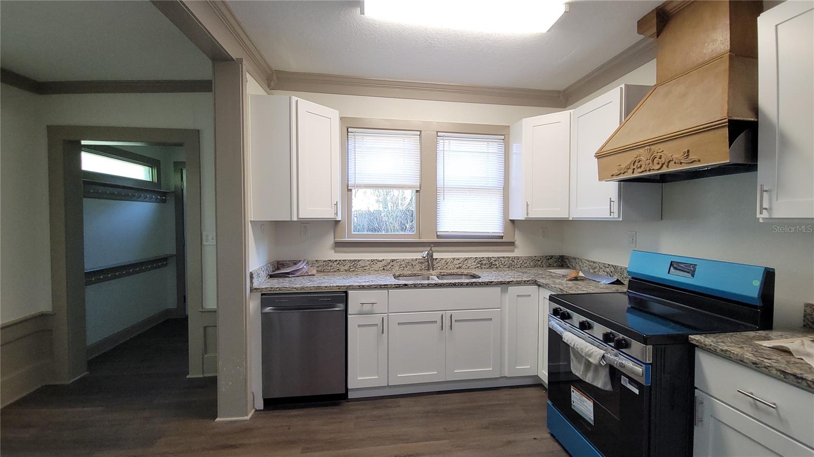 GROVELAND HEIGHTS - Residential