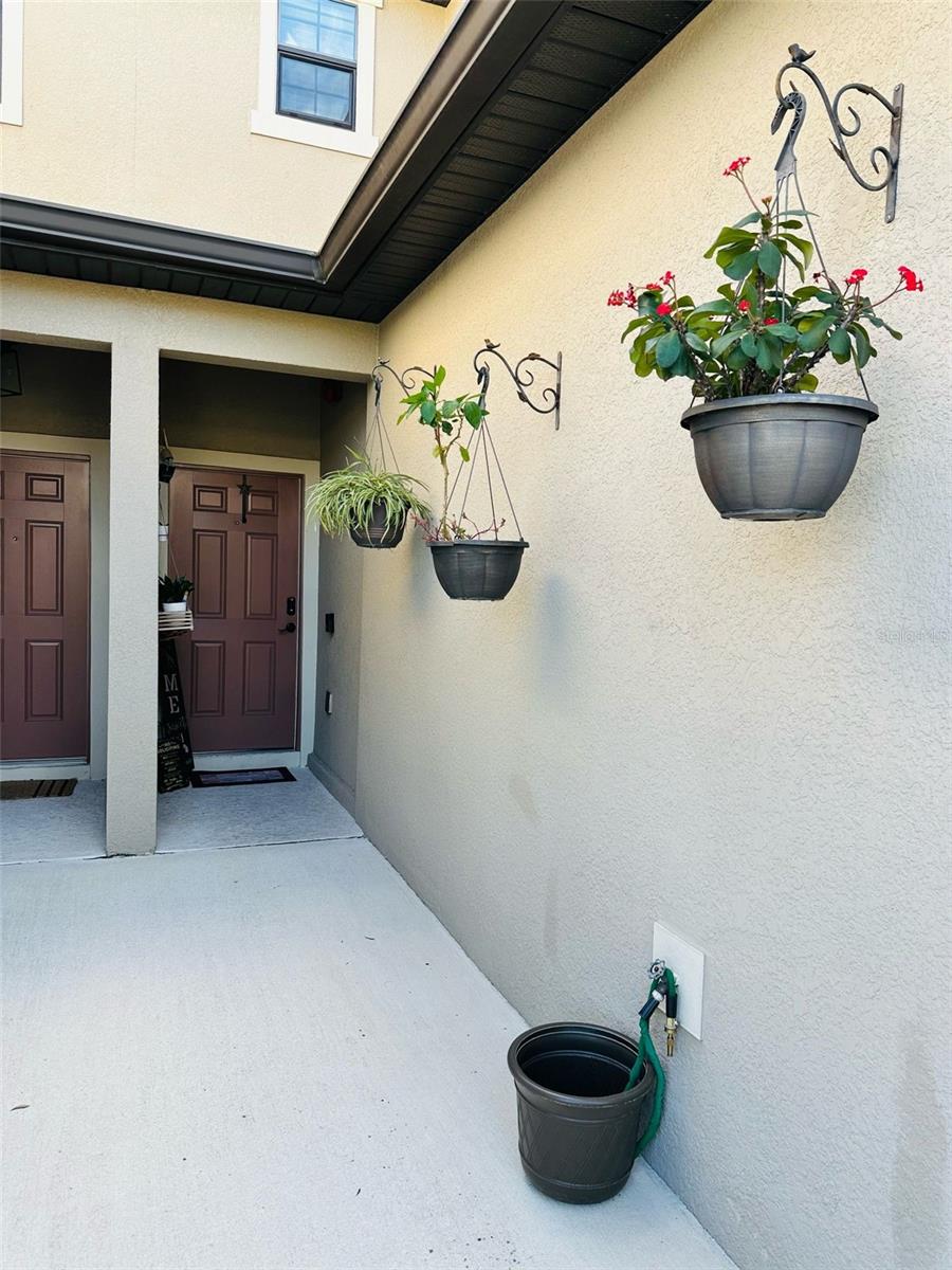 2285 SEVEN OAKS DRIVE