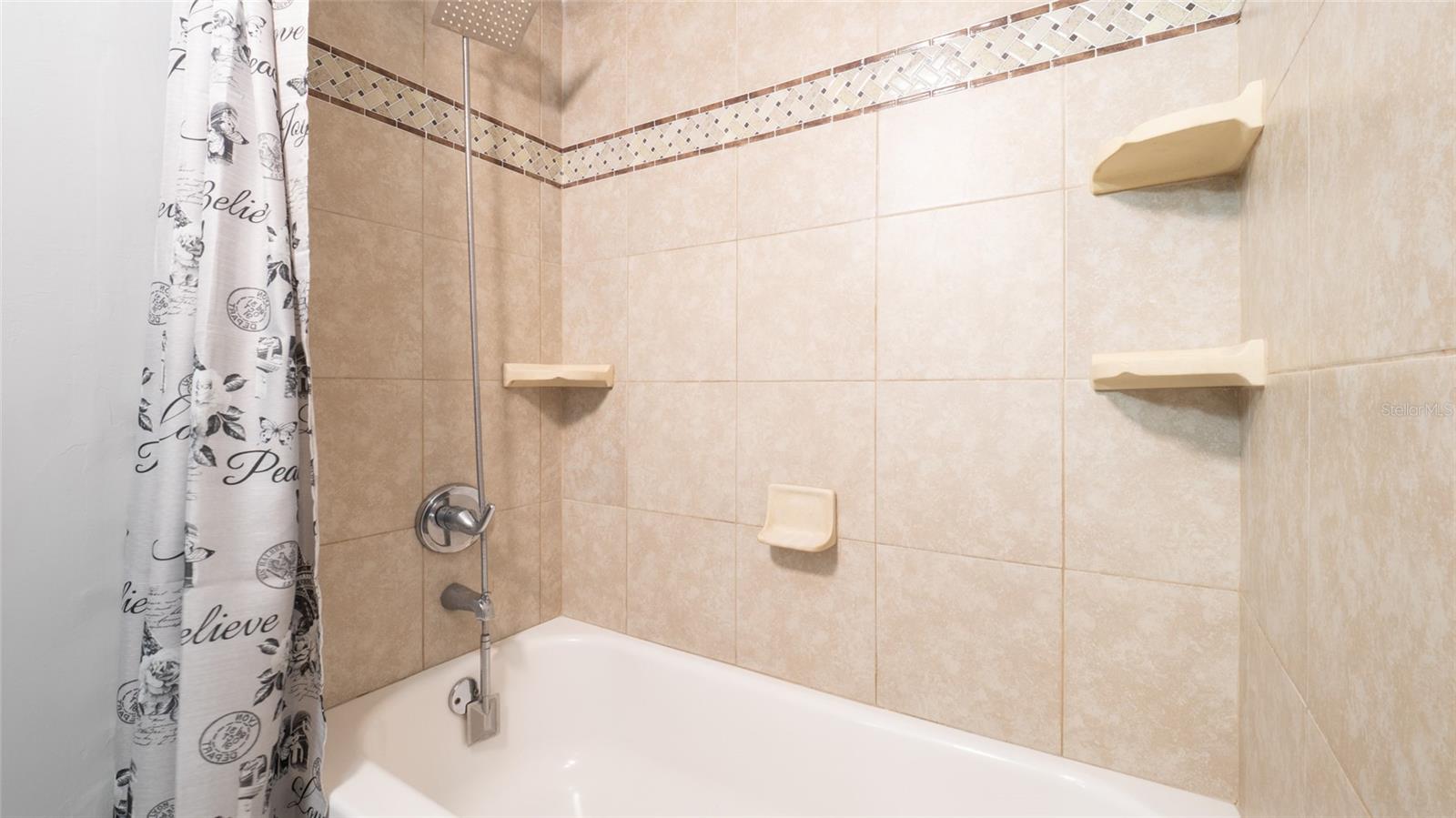 NORTHDALE SEC A UNIT 4 - Residential