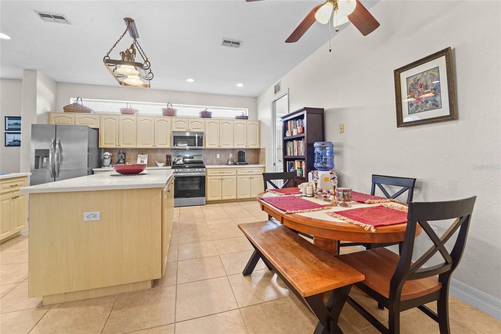 HERNANDO OAKS PH 1 - Residential