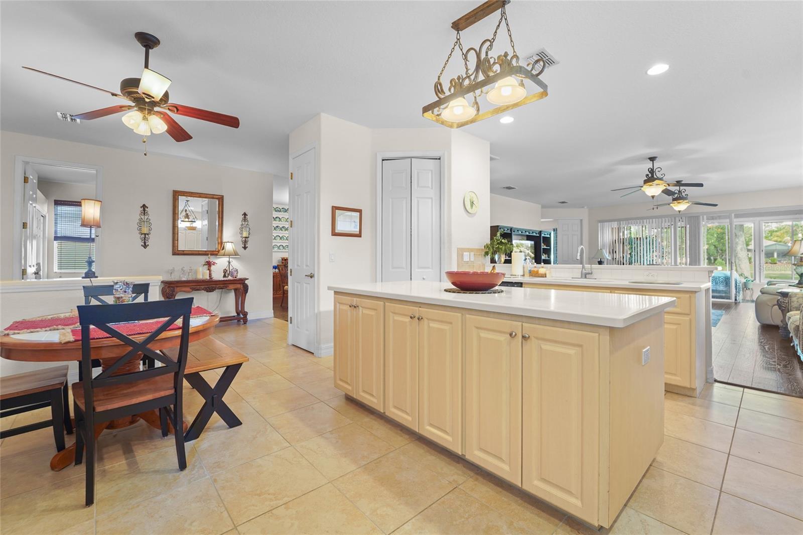 HERNANDO OAKS PH 1 - Residential