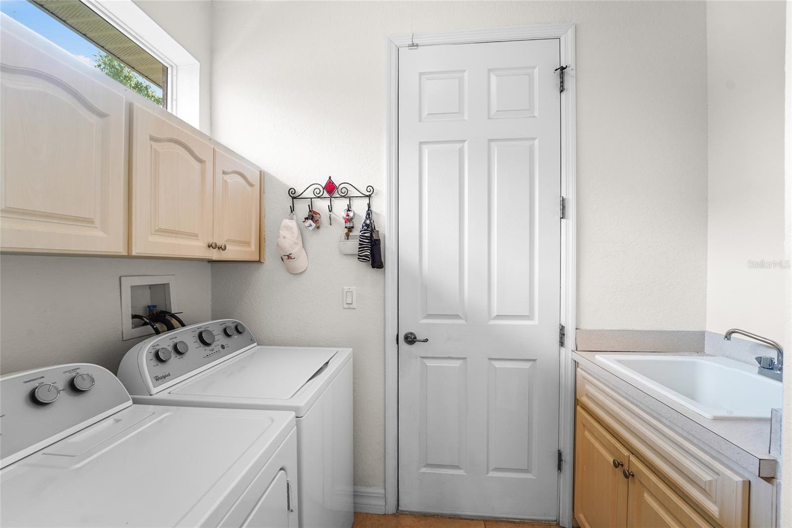 HERNANDO OAKS PH 1 - Residential