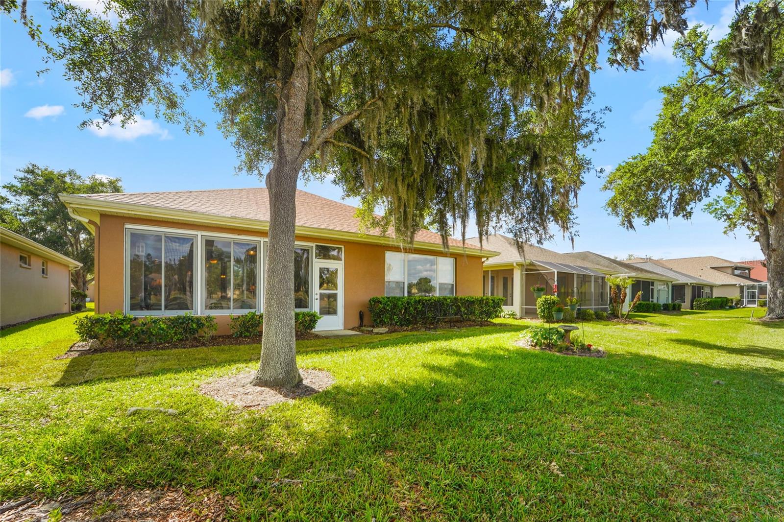 HERNANDO OAKS PH 1 - Residential