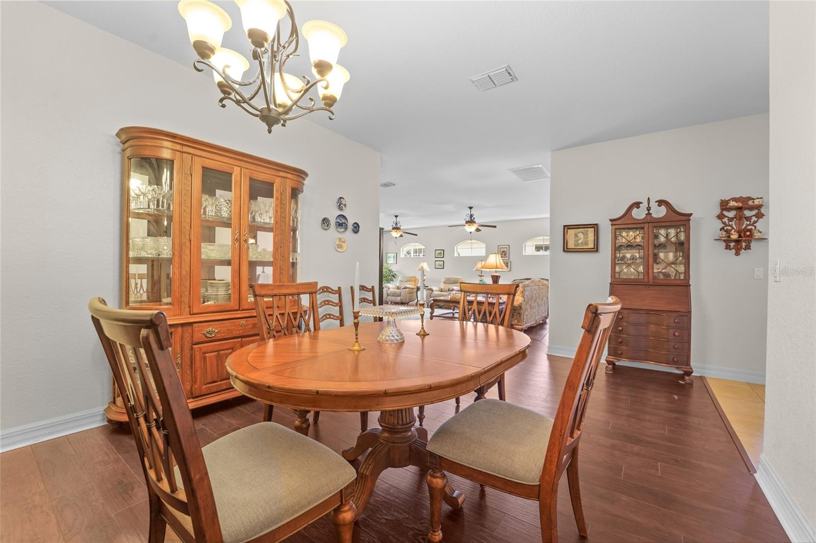 HERNANDO OAKS PH 1 - Residential