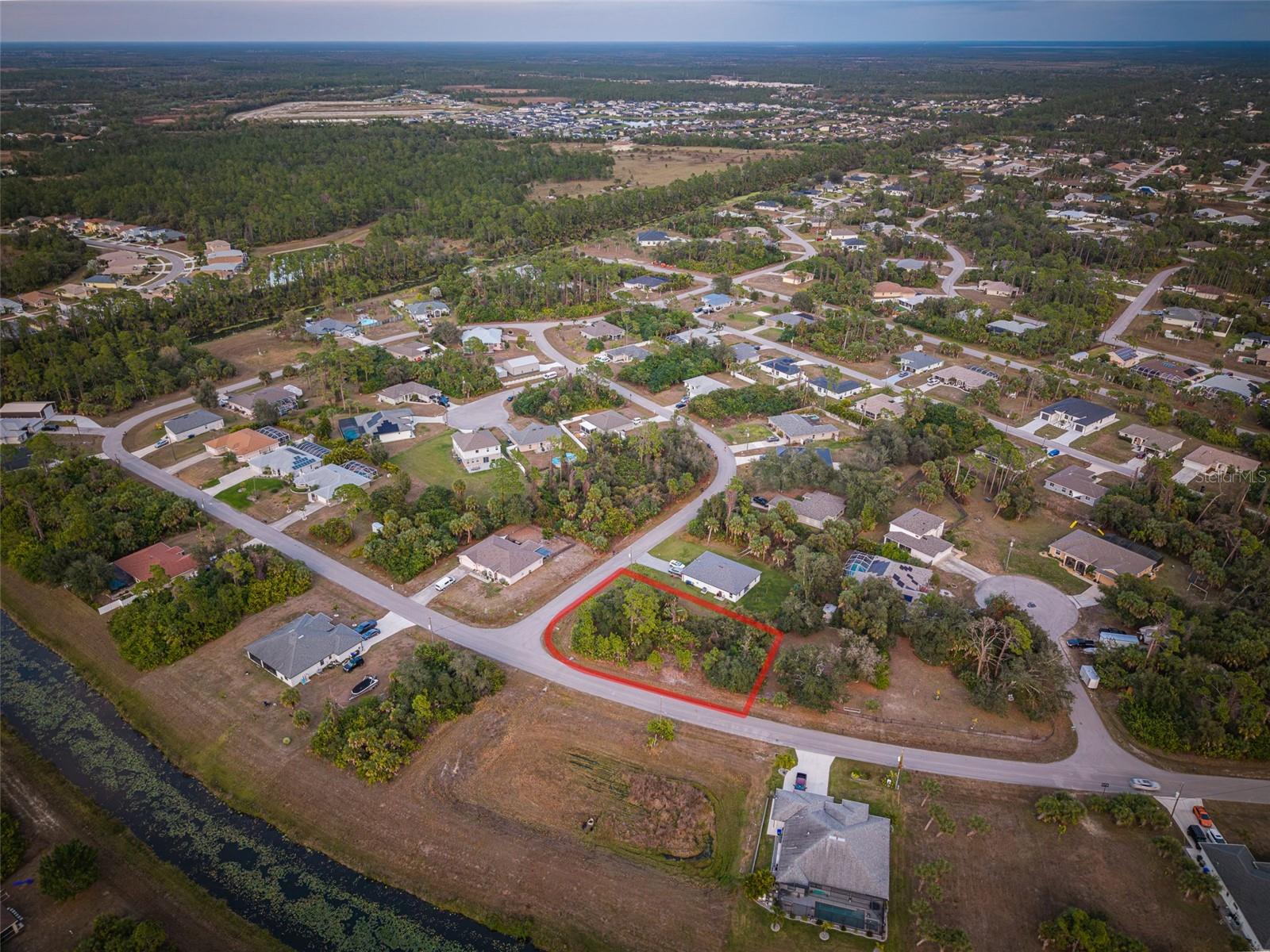 PORT CHARLOTTE SUB 49 - Land