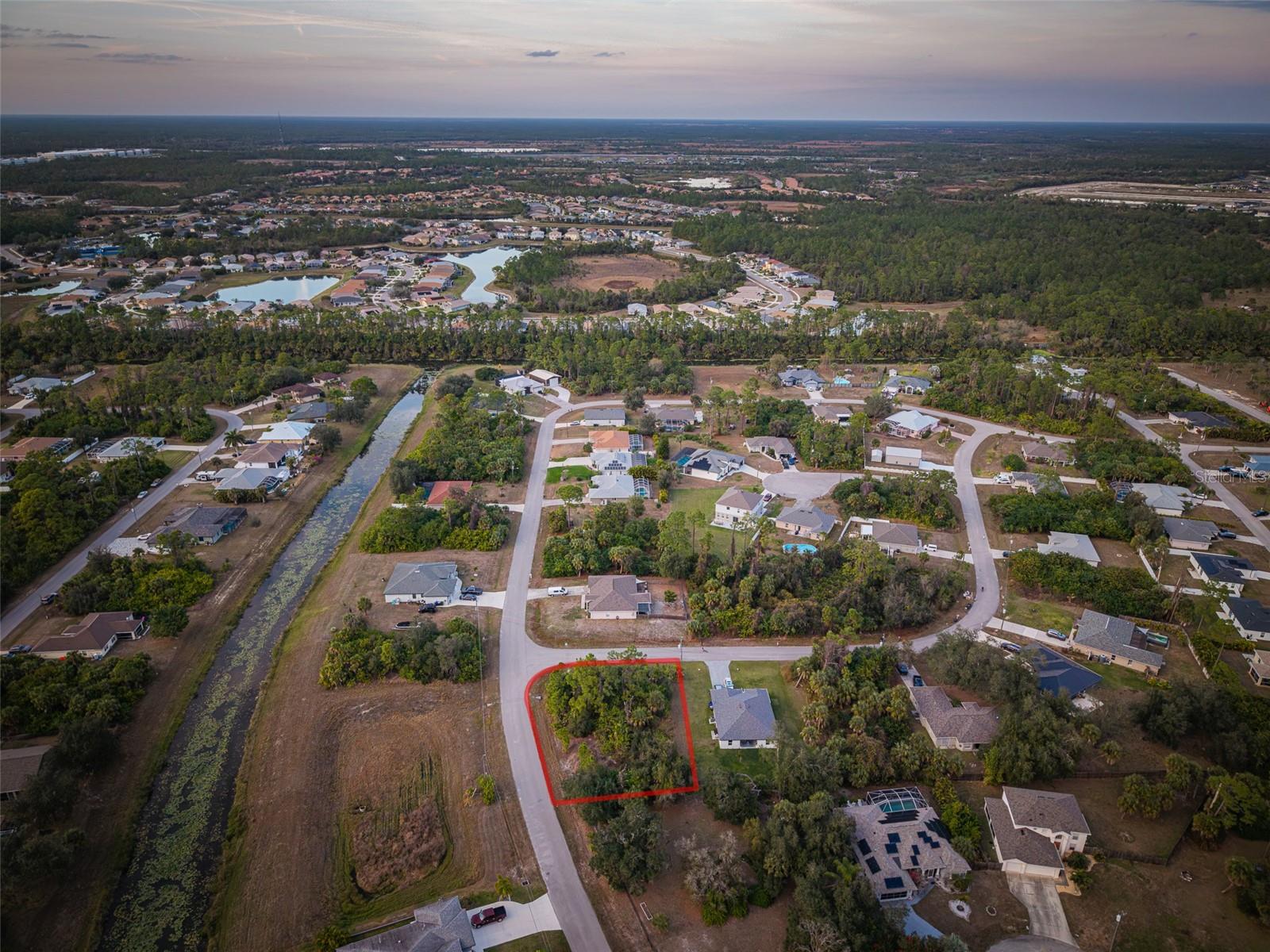 PORT CHARLOTTE SUB 49 - Land