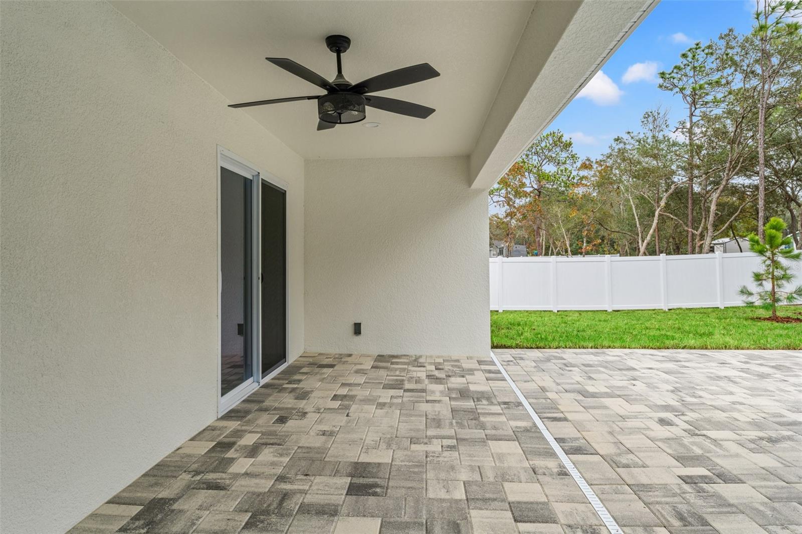 ROYAL HIGHLANDS - Residential