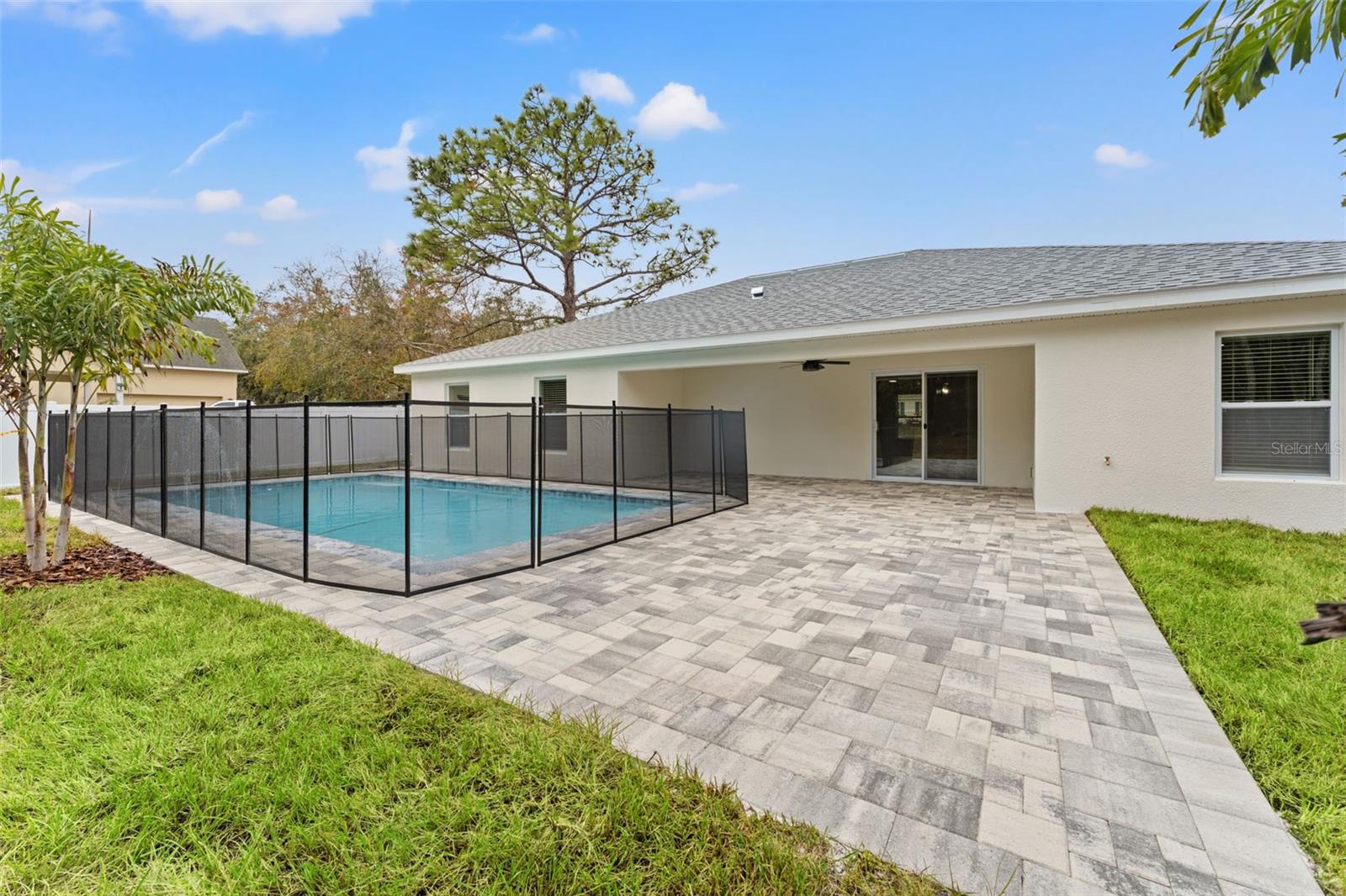 ROYAL HIGHLANDS - Residential