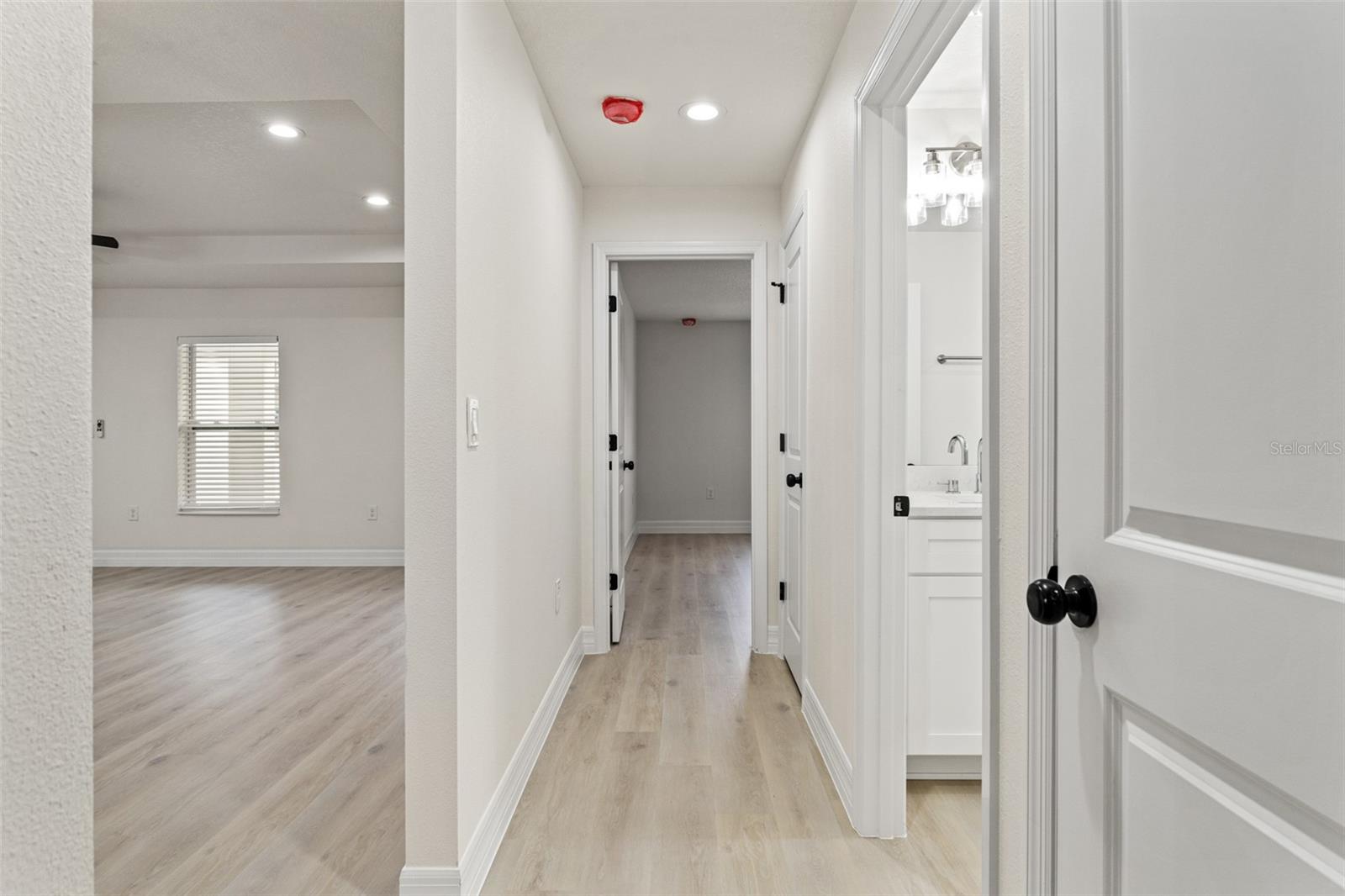 ROYAL HIGHLANDS - Residential